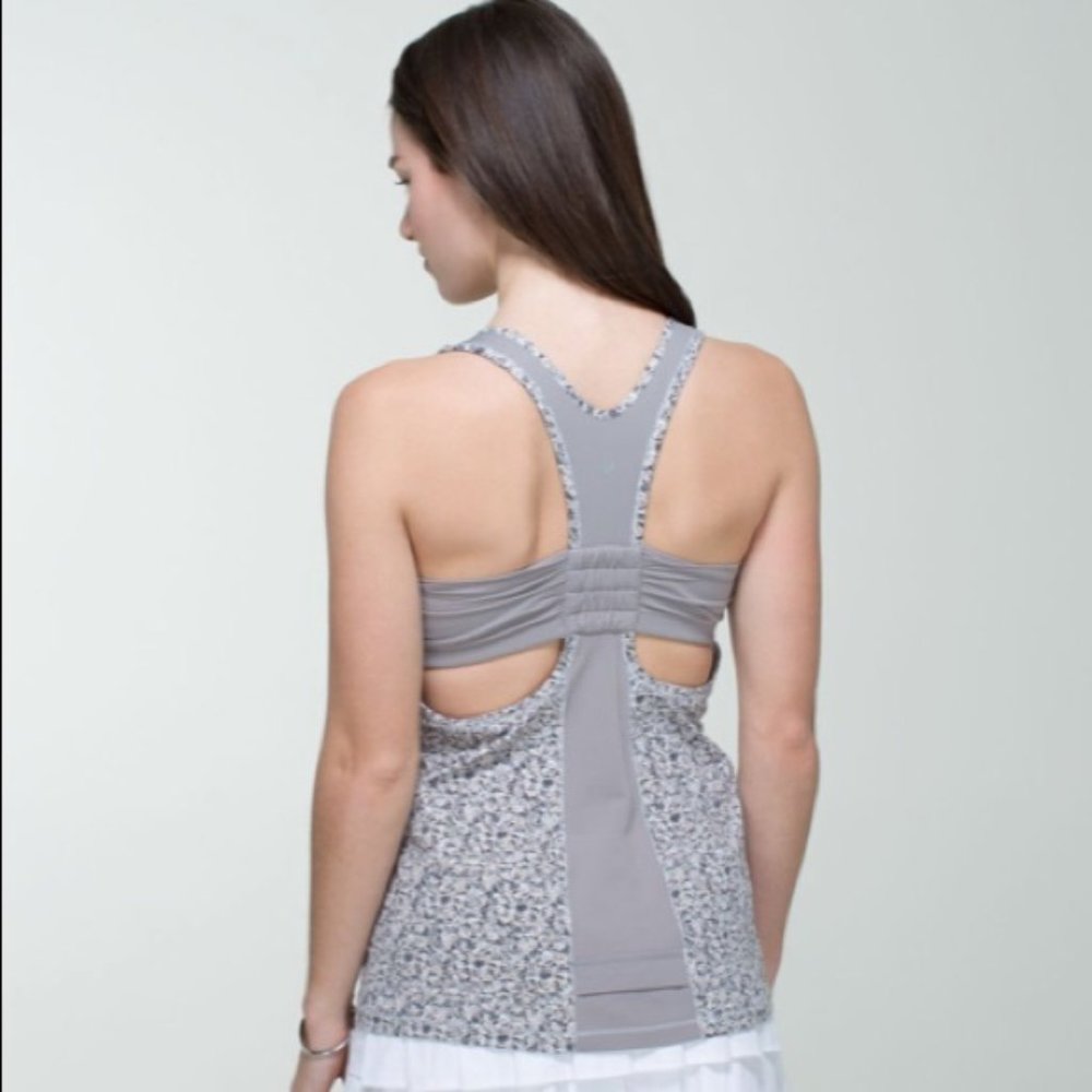 Lululemon Tone It Tank Top Size 10 - Grey/Silver